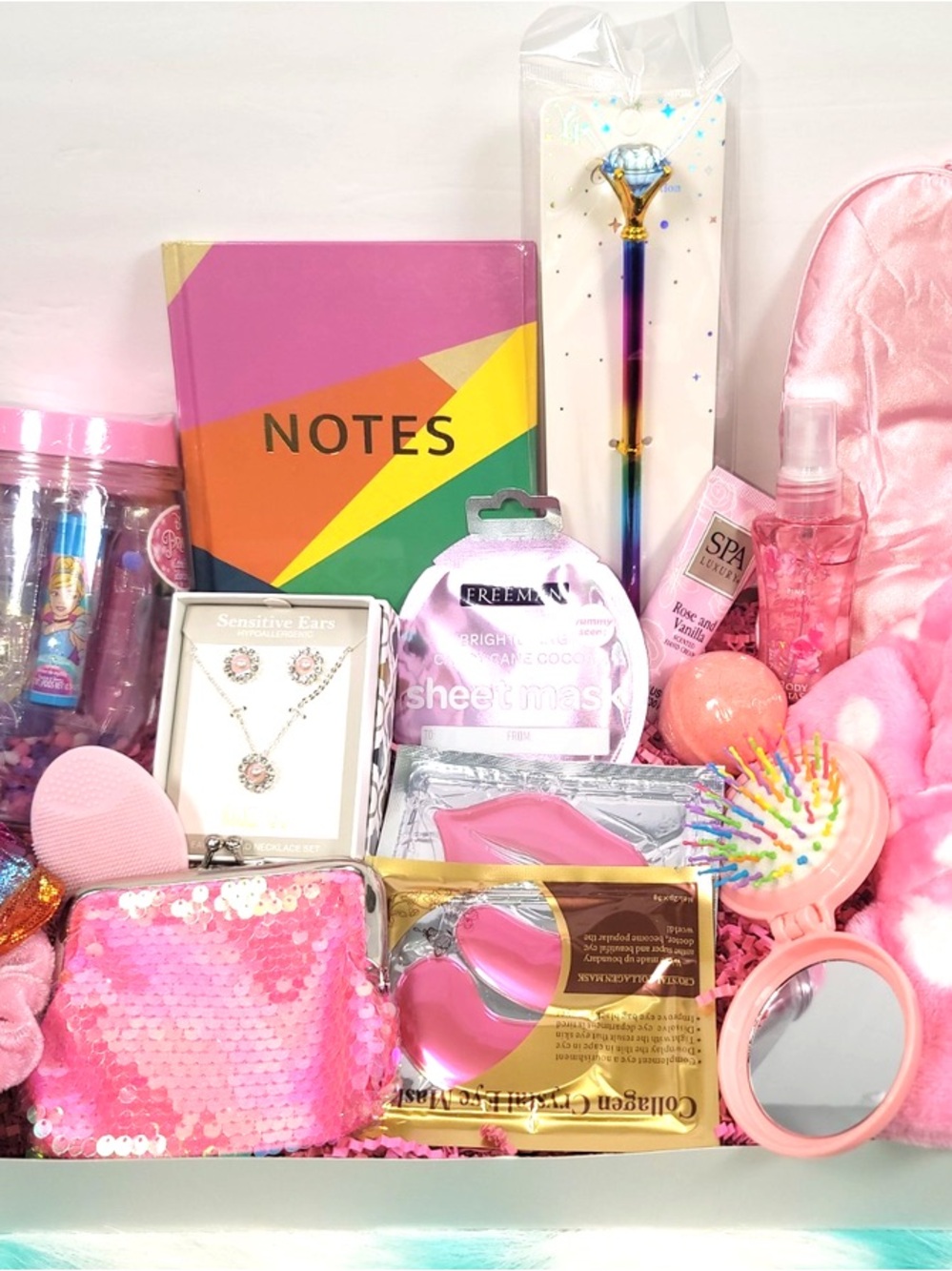 πMYSTERYπ self care / pamper / spa/ makeup / jewelry accessories gift basket
